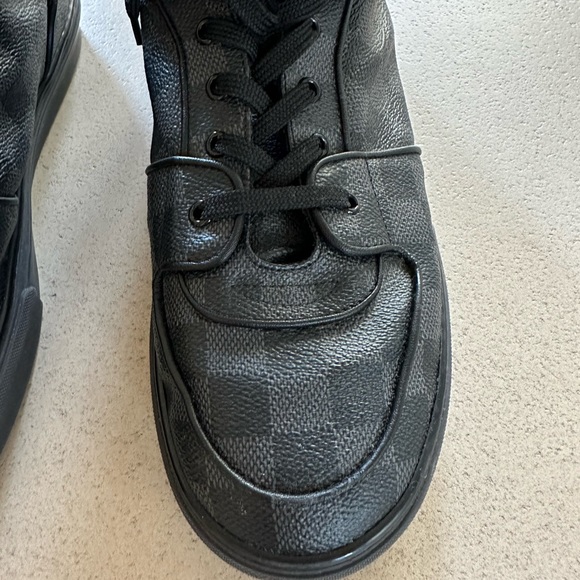 Louis Vuitton Graphic Canvas High Top. Size 10 1/2. - Picture 8 of 16